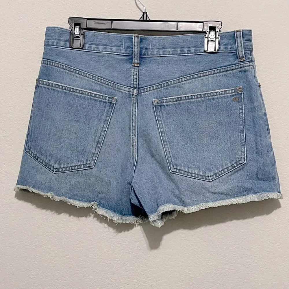 Madewell Relaxed Mid-Length Denim Shorts in Bonavie Wash Raw-Hem Edition Size 28